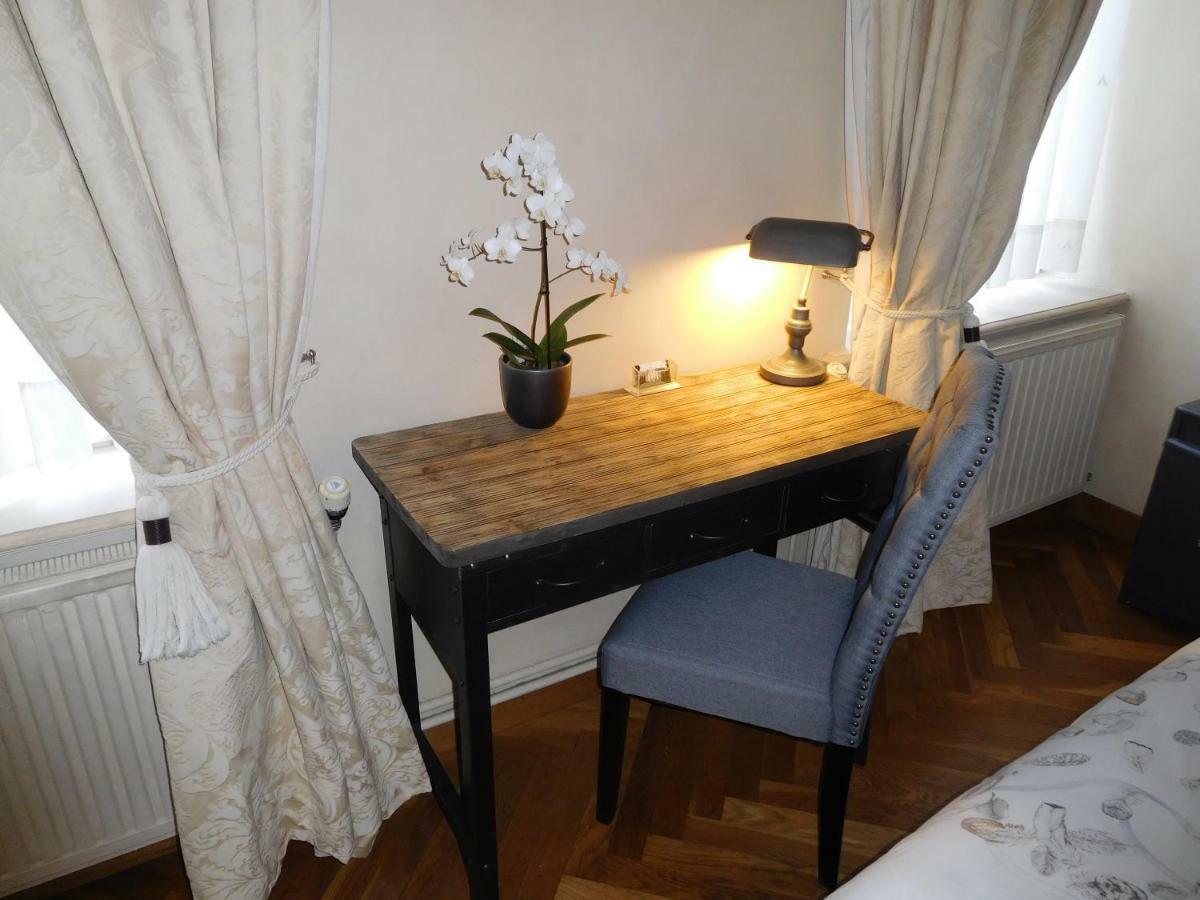 Chambres D'Hotes Chateau De Courcelette Hem Екстериор снимка