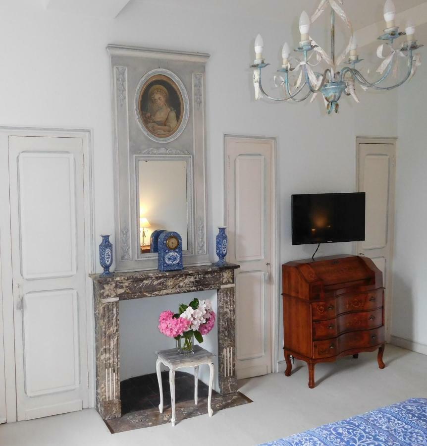 Chambres D'Hotes Chateau De Courcelette Hem Екстериор снимка